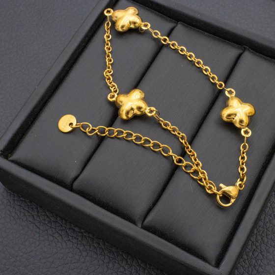 Some tips for choosing stainless steel necklaces